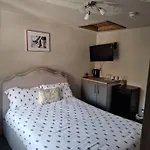 Fairladies Barn Guest house 4*