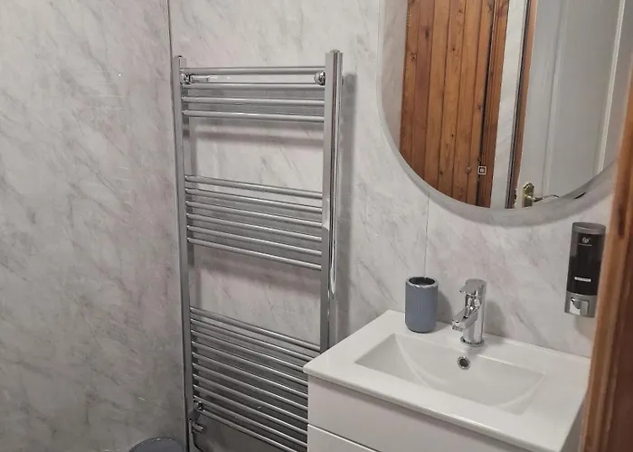 Fairladies Barn Гостевой дом Сент-Бис