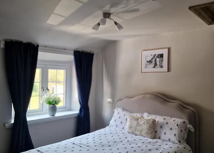 Fairladies Barn Сент-Бис